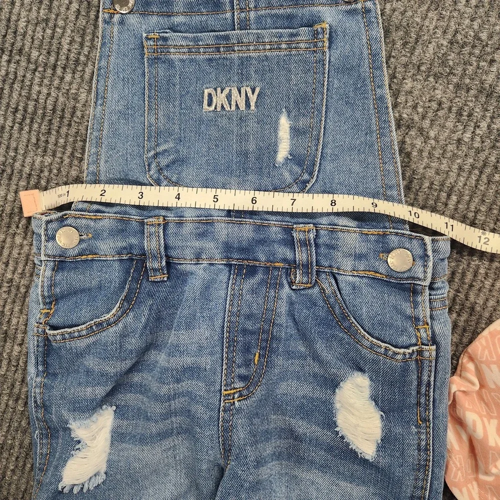 DKNY Overall Denim Jean Shorts with Pink "DKNY" logo top Girls Size 4 - Picture 14 of 15